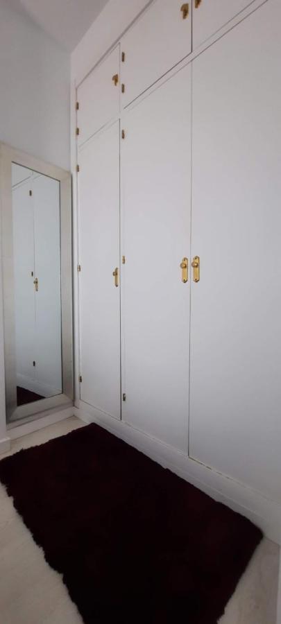 Nicolasa Apartment *