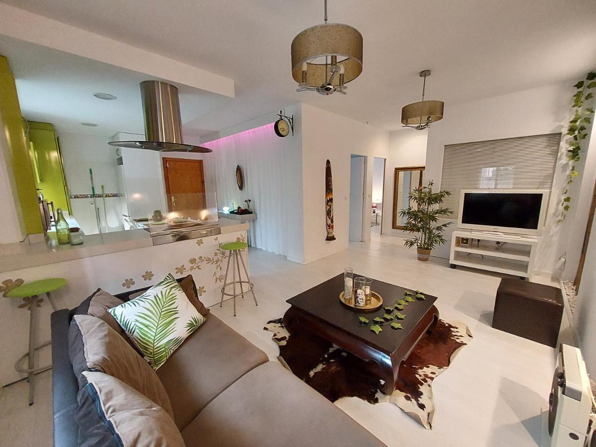 Nicolasa Apartment *